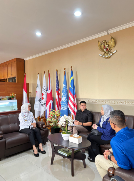 Diskusi Terbatas Dengan Stafsus Wapres